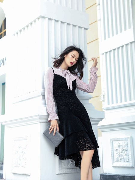 柯兰诺2019秋冬装女装