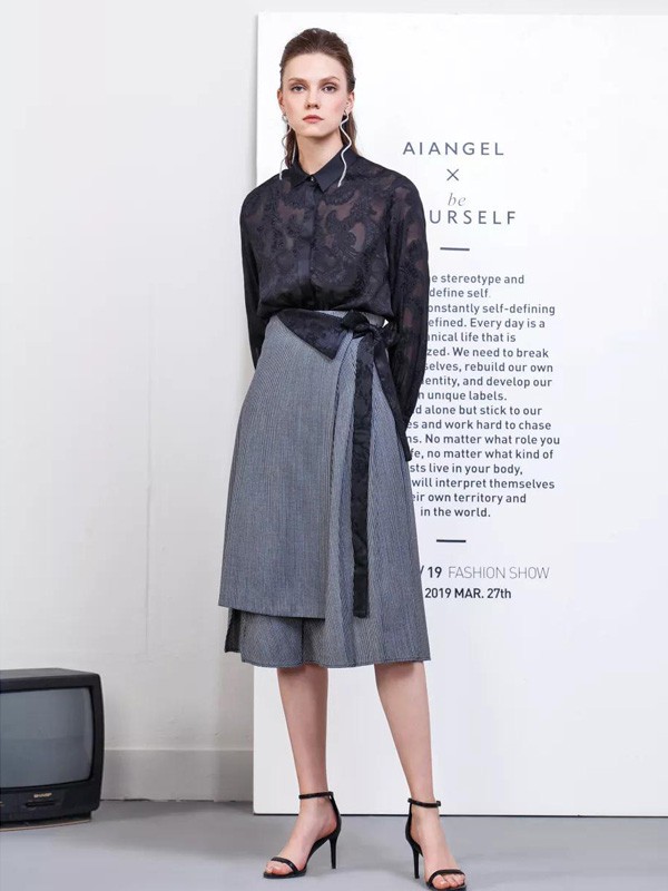 艾安琪2019秋冬装女装