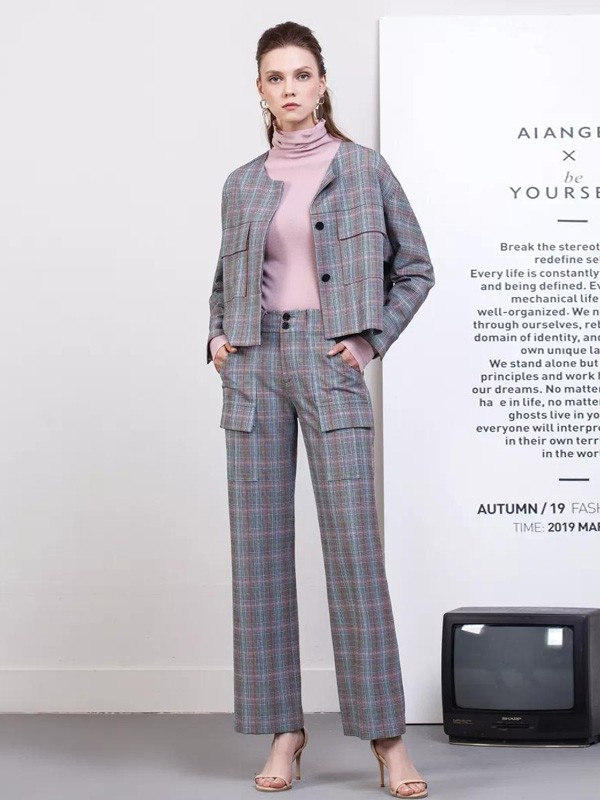 艾安琪2019秋冬装女装