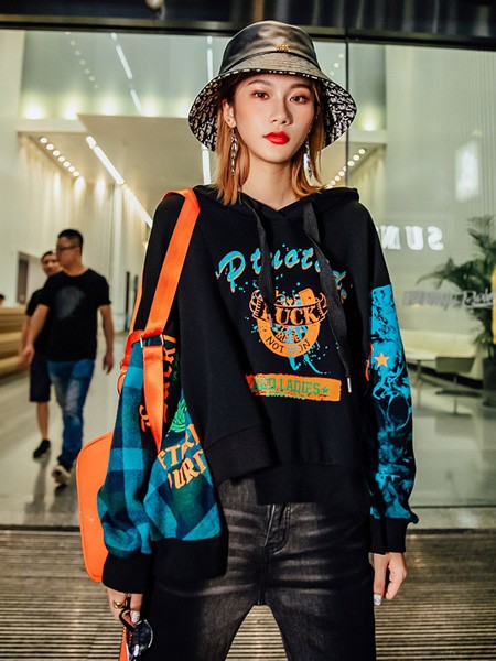 拓谷2019秋冬装女装