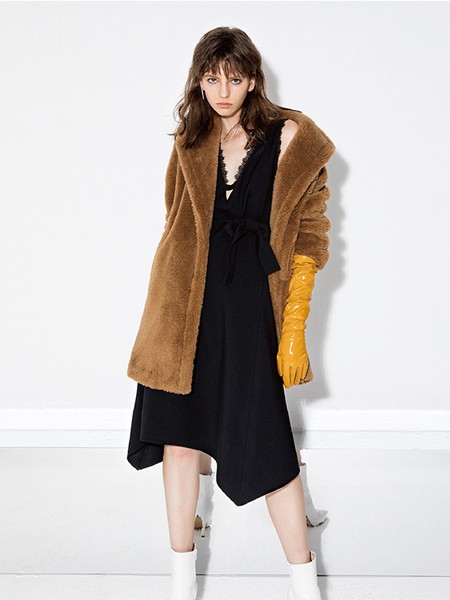 爱城市2019秋冬装女装