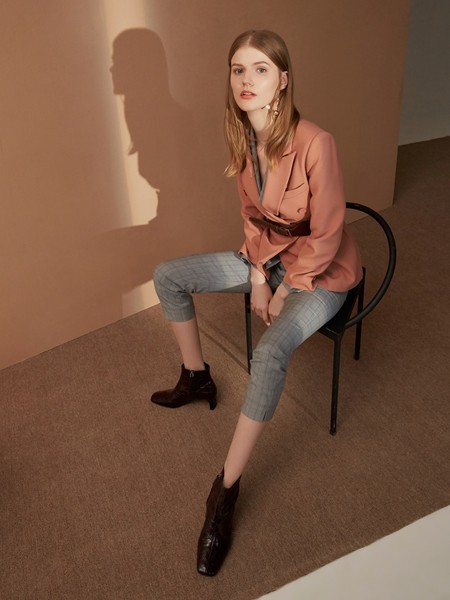 奥伦提2019秋冬装女装