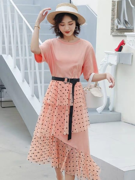 U&V2019秋冬装女装