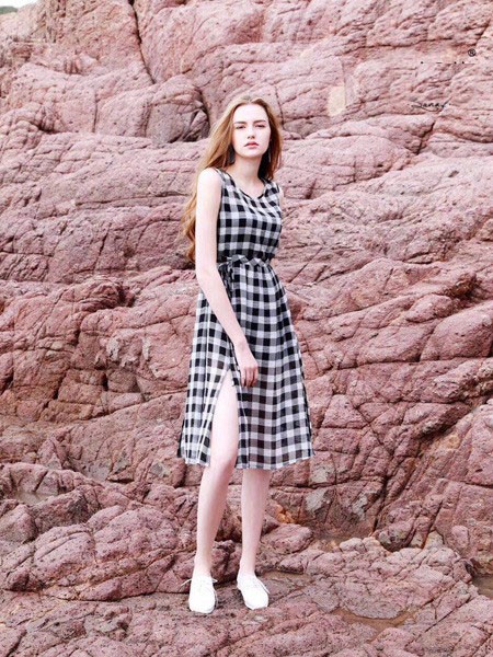 索娜菲2019春夏装女装