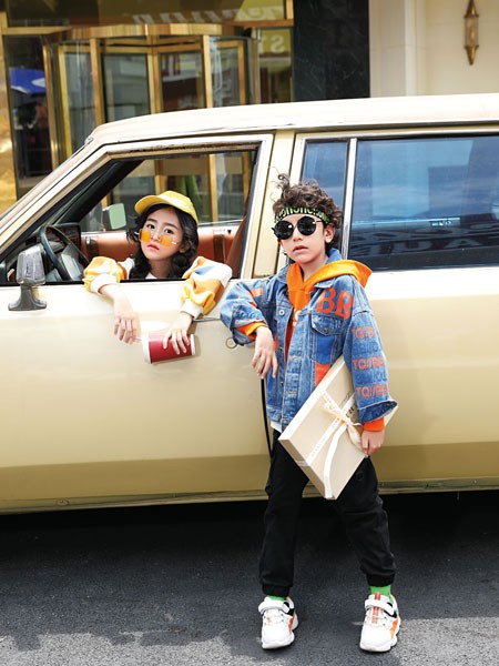 淘气贝贝2019秋冬装童装