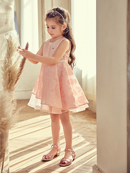 安娜与艾伦2019春夏装童装