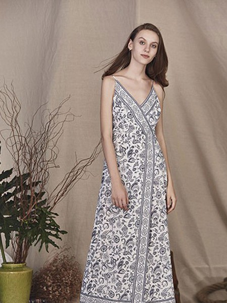 艾米尔2019春夏装女装