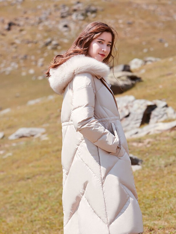 千仞岗2019秋冬装羽绒服