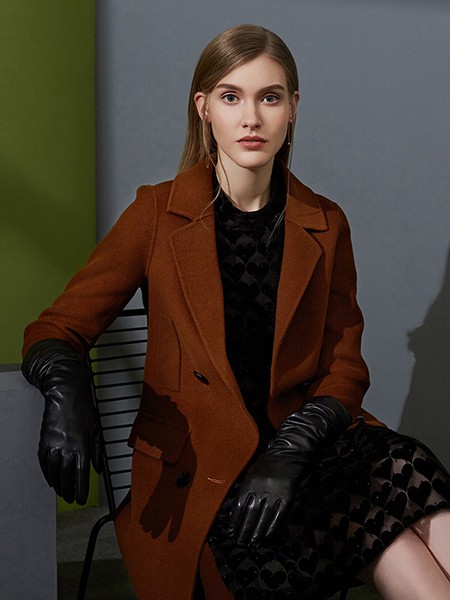 经典故事2019秋冬装女装