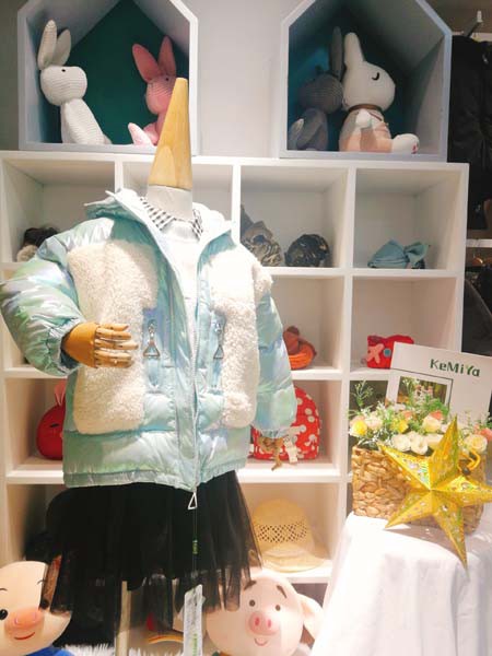 可米芽2019秋冬装童装