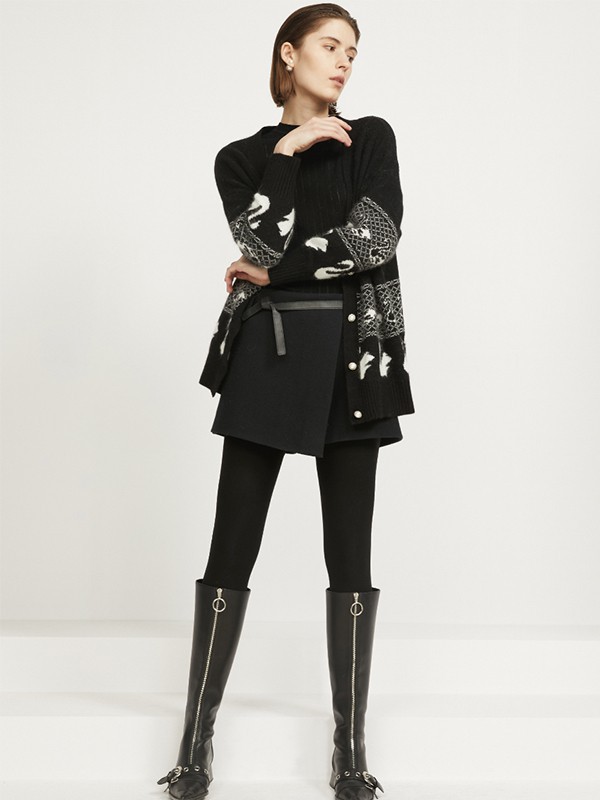 卡洛琳2019秋冬装女装