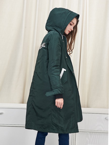 威丝曼2019秋冬装女装