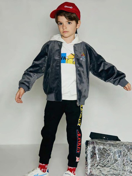 马骑顿2019秋冬装童装