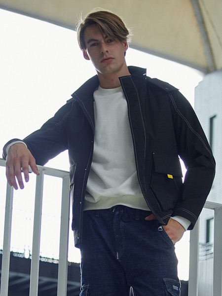 增致2019秋冬装牛仔服