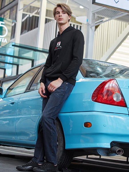 增致2019秋冬装牛仔服