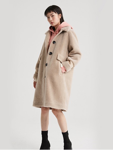 洛米唯娅2019秋冬装女装