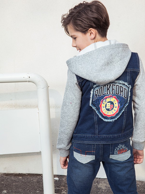 暇步士2019秋冬装童装