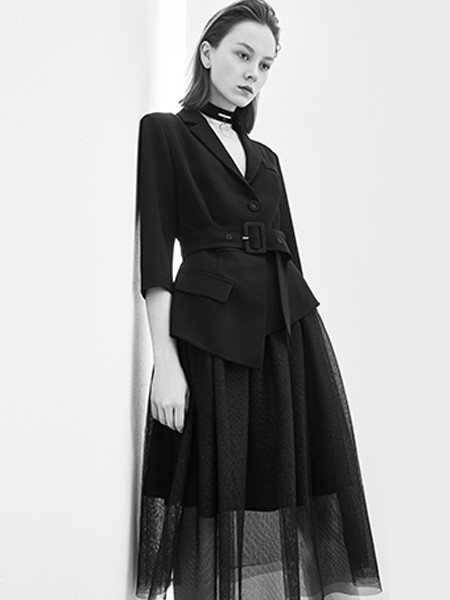 迪卡轩2019春夏装女装