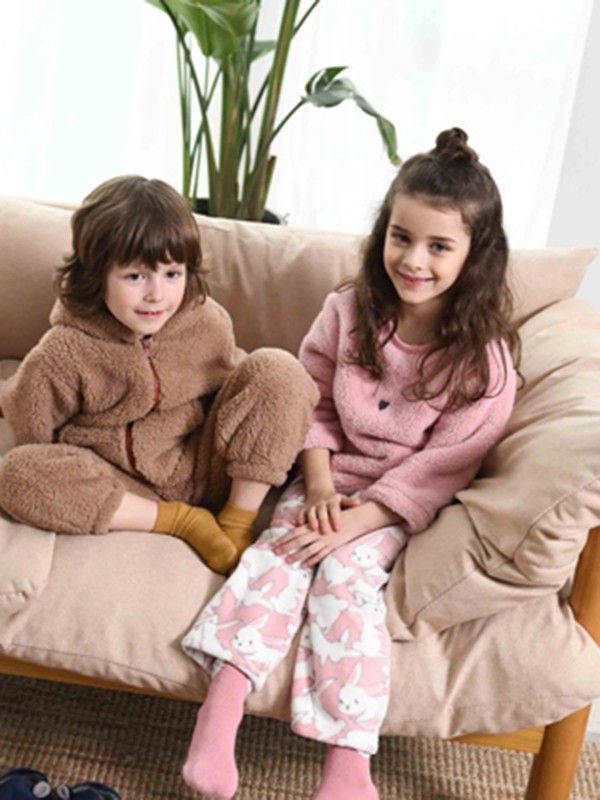 巴拉巴拉2019秋冬装童装