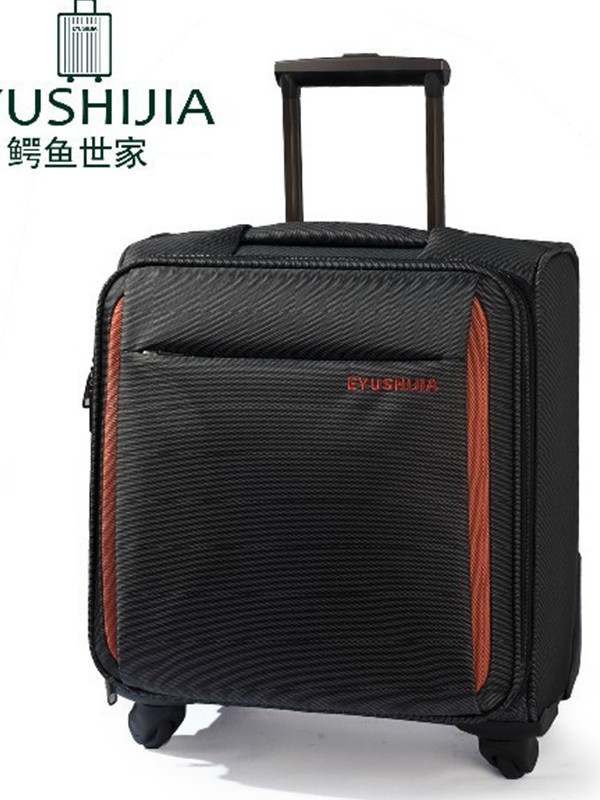 鳄鱼世家2019秋冬装箱包皮具