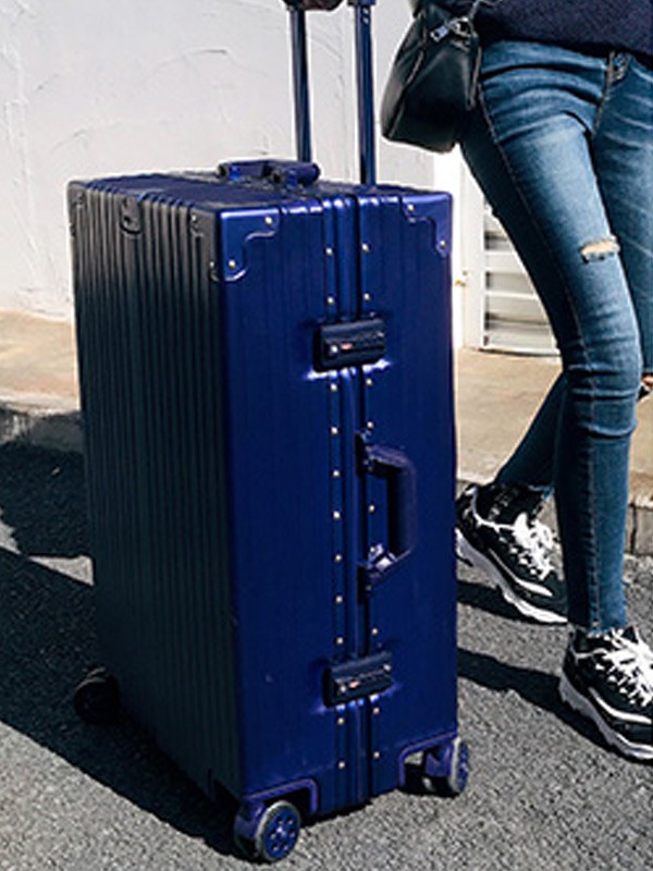 慕尚2019新款箱包皮具