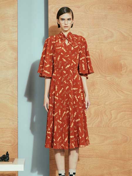 凯伦·沃克女装