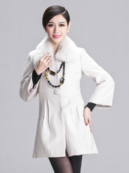 衣之霞2019秋冬装女装