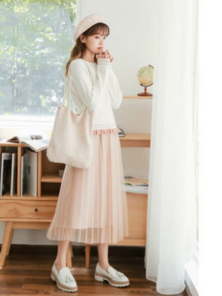 瑷尔玛丝2019春夏装女装