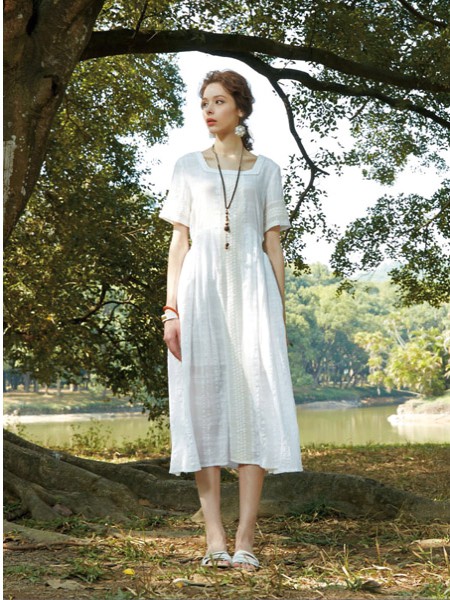 禾佃2019春夏装女装