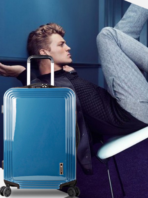 宾豪2019新款箱包皮具