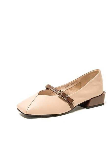 百丽秋冬装鞋子