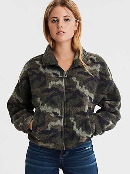 AE美国鹰休闲装