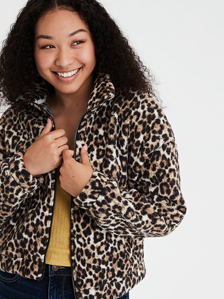 AE美国鹰休闲装