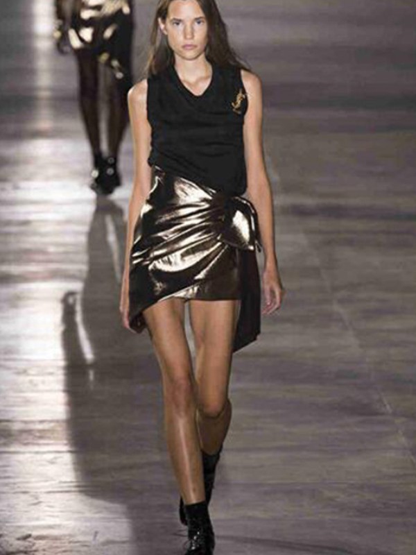 圣罗兰2019新款女装