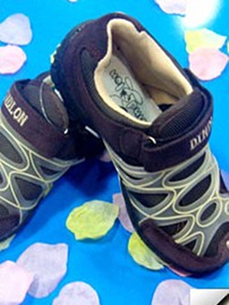 迪乐尼2019新款鞋子