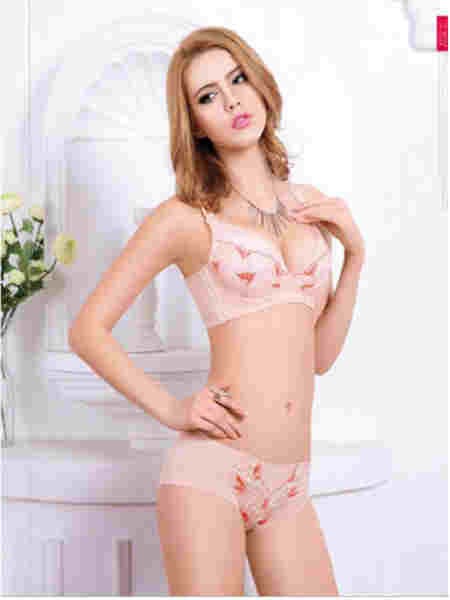 柯诗怡文胸内裤