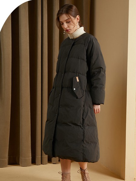 星期四2019秋冬装女装