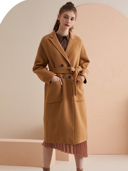 星期四2019秋冬装女装