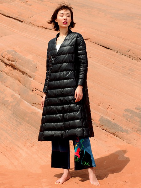 禾文阿思2019秋冬装女装