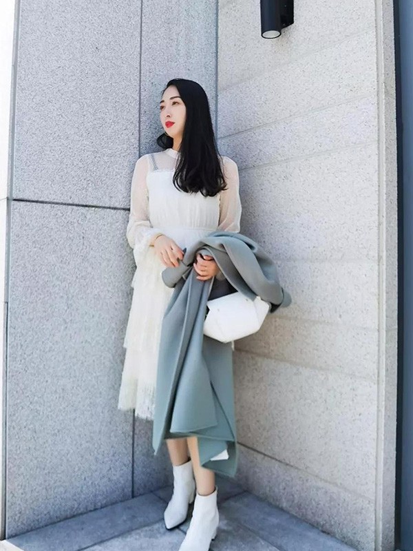 婕妮熙2019秋冬装女装