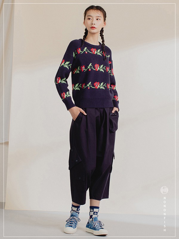 非鱼女装2020秋冬季黑色印花毛衣