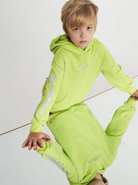 诺贝达2020秋冬季绿色纯色卫衣