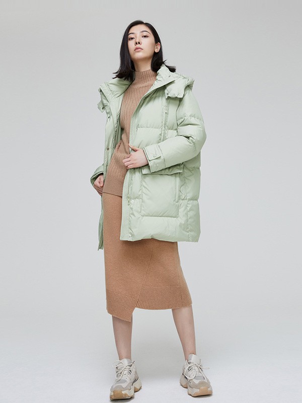 me&city2020秋冬季绿色连帽羽绒服