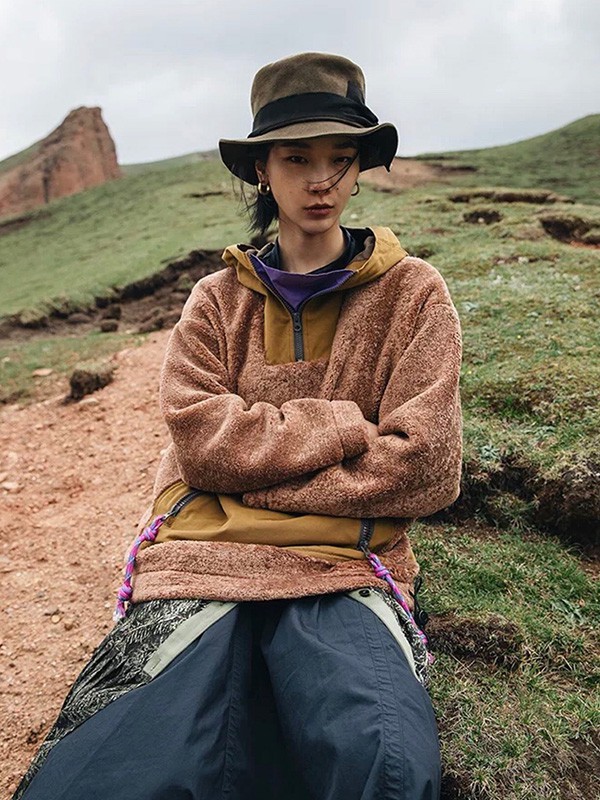 幻走女装2020秋冬季棕色宽松上衣