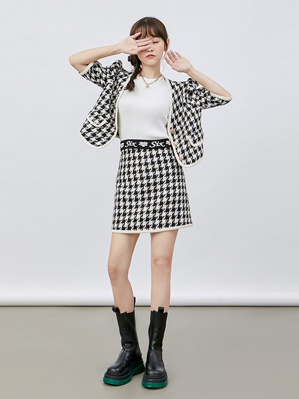 六町目女装2020秋冬季黑色格子外套