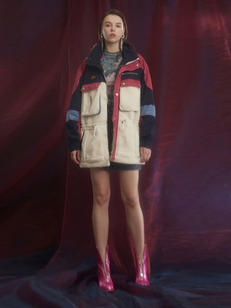 杰茜莱2020秋冬季拼色拼接外套