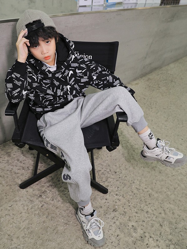 HohTot2020秋冬季黑色印花卫衣