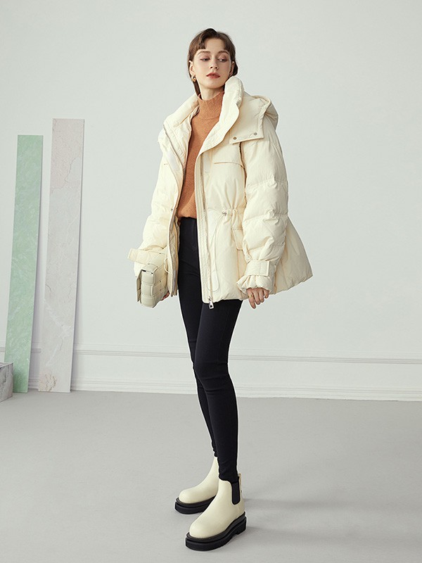 范思蓝恩2020秋冬季米色连帽羽绒服