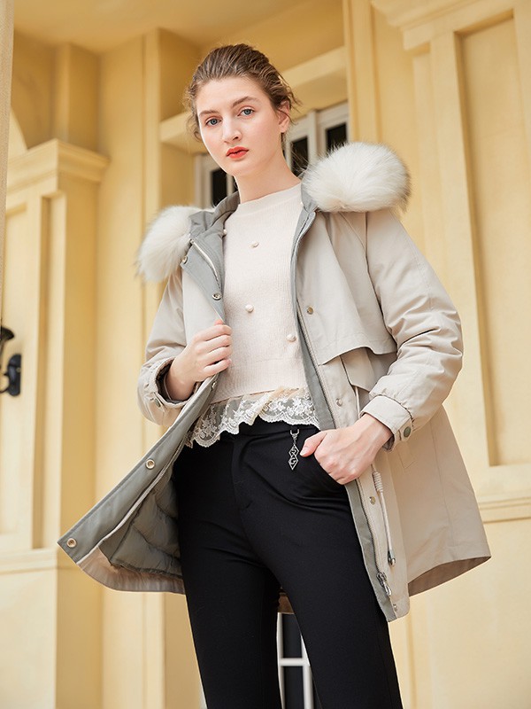 金蝶茜妮2020秋冬装女装