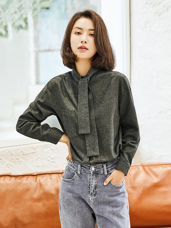 米多立2020秋冬季黑色系带上衣